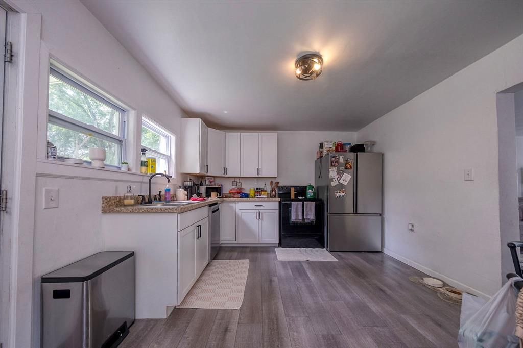 517 MORAY LANE