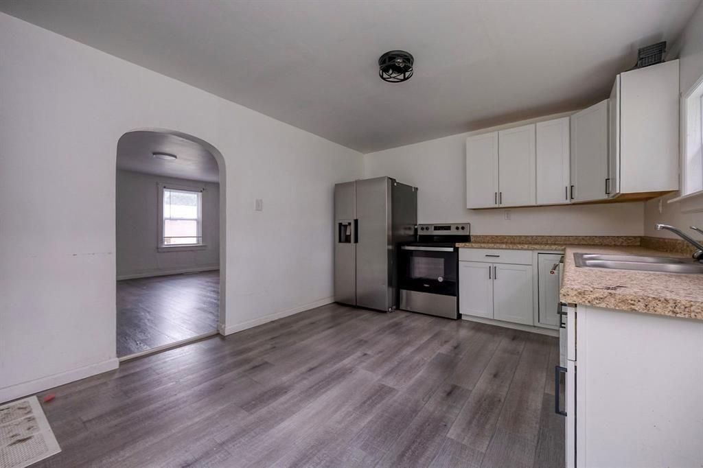 517 MORAY LANE