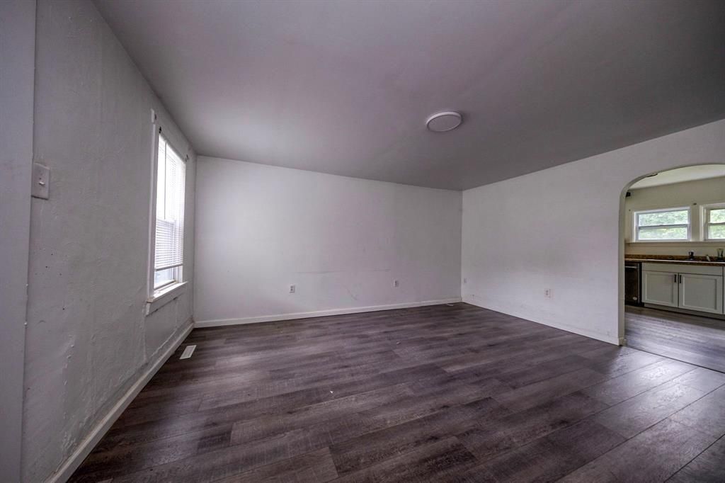517 MORAY LANE