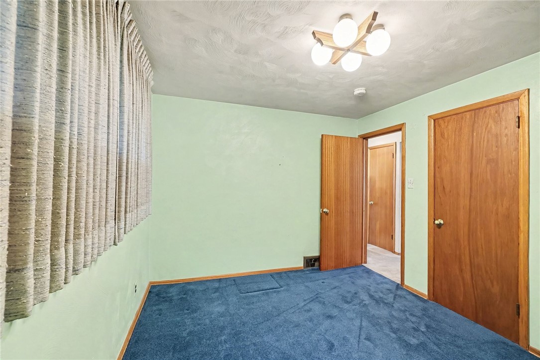 1314 Foxboro Dr