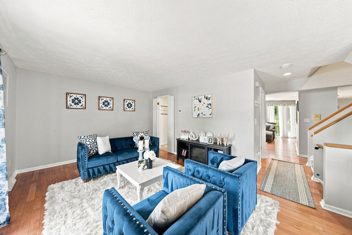 547 Lakewood Drive