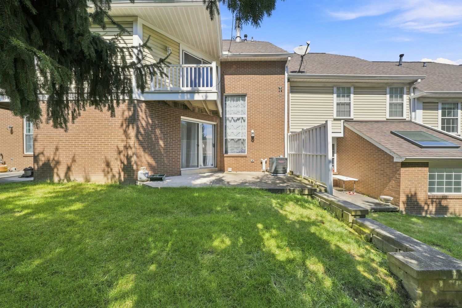 547 Lakewood Drive