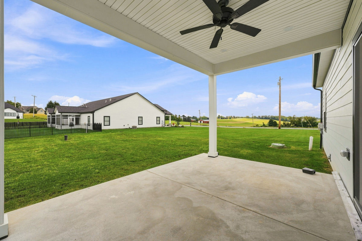 1163 Valley Club Drive 117