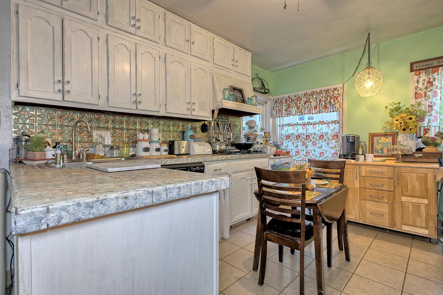 309 Dorothy Louise DRIVE