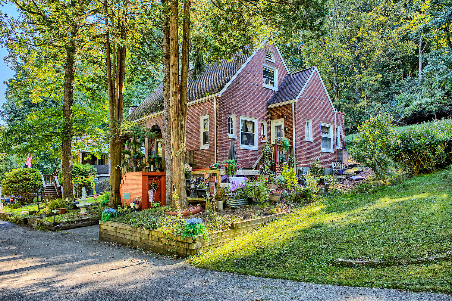 309 Dorothy Louise DRIVE