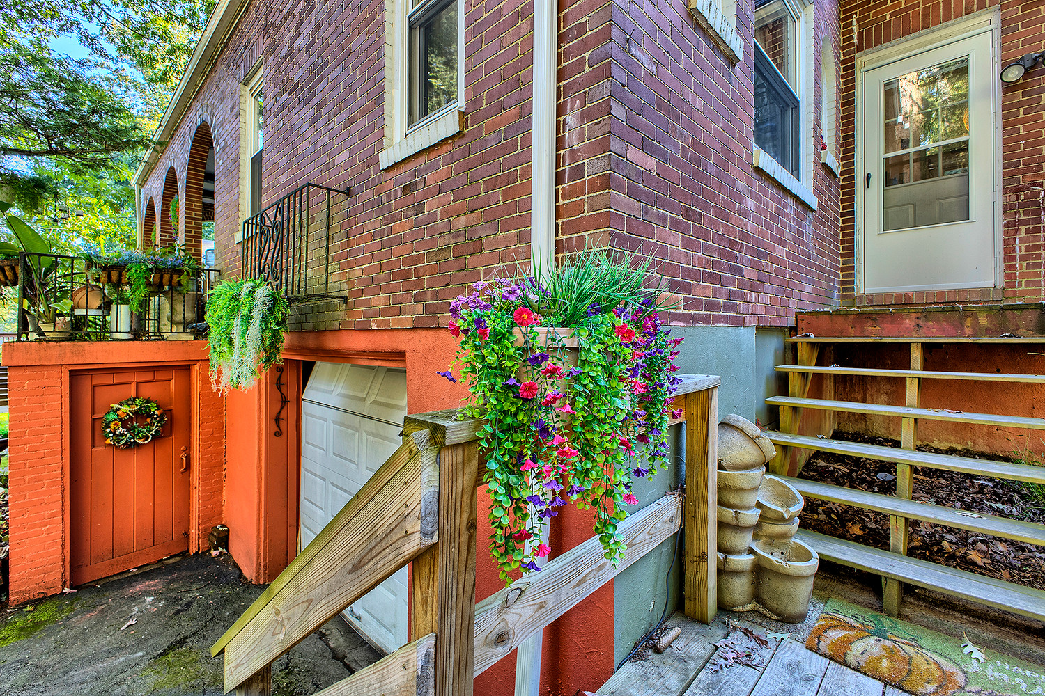 309 Dorothy Louise DRIVE