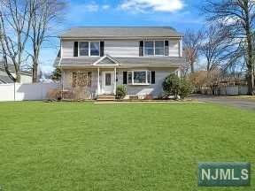 7 Harvard Way