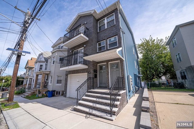 9 Seabury Street
