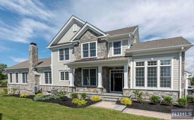 16 Hazy Gate Terrace