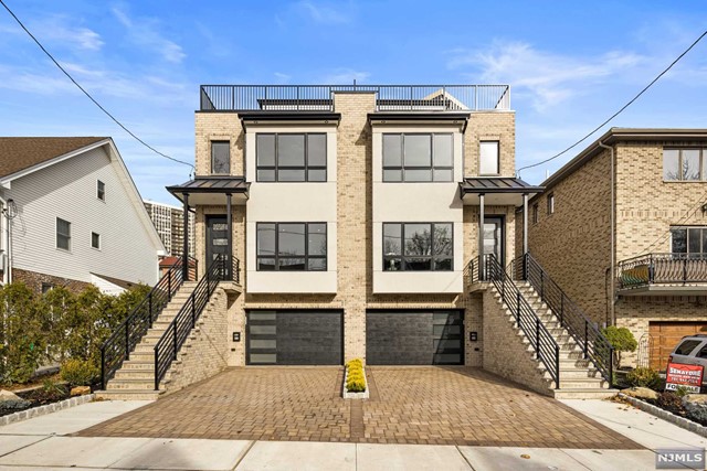 55 Knox Avenue