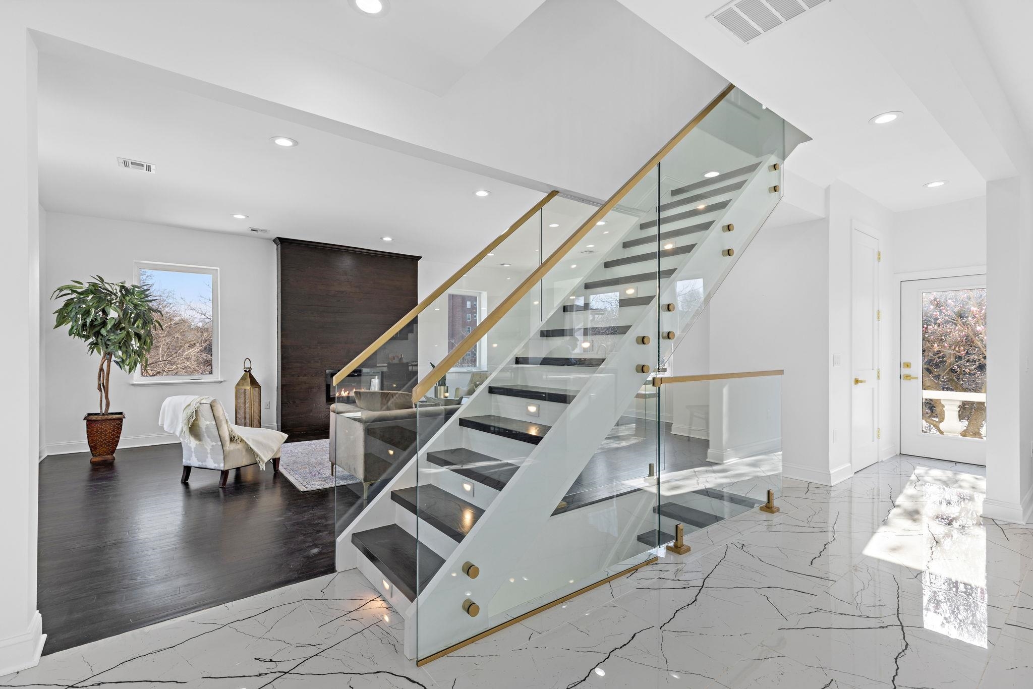 88 STERLING AVE