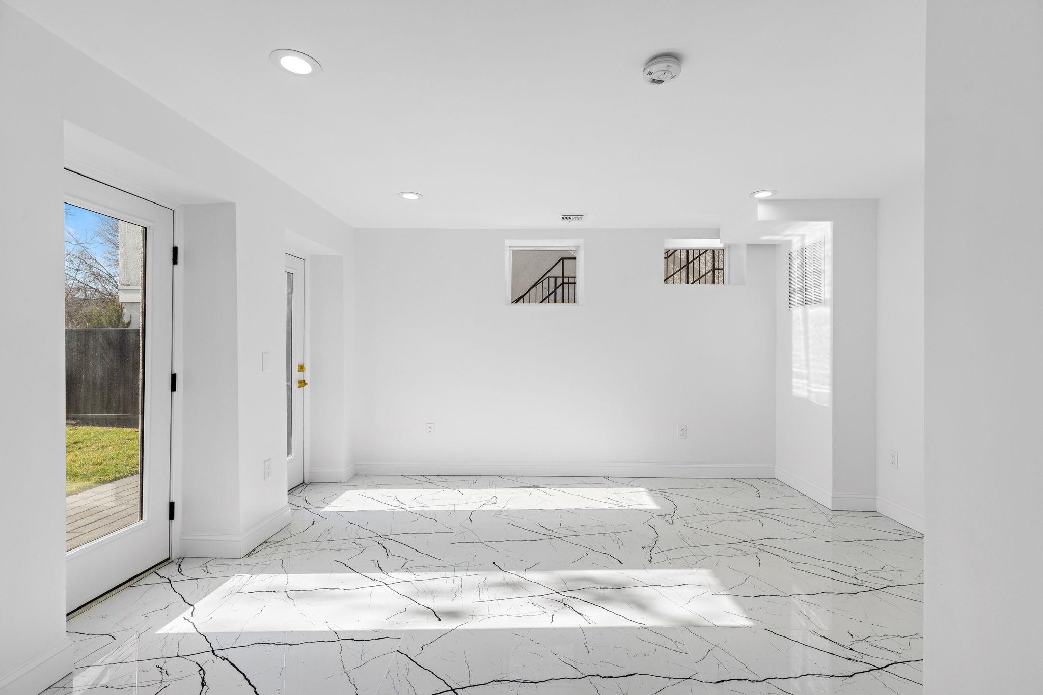 88 STERLING AVE