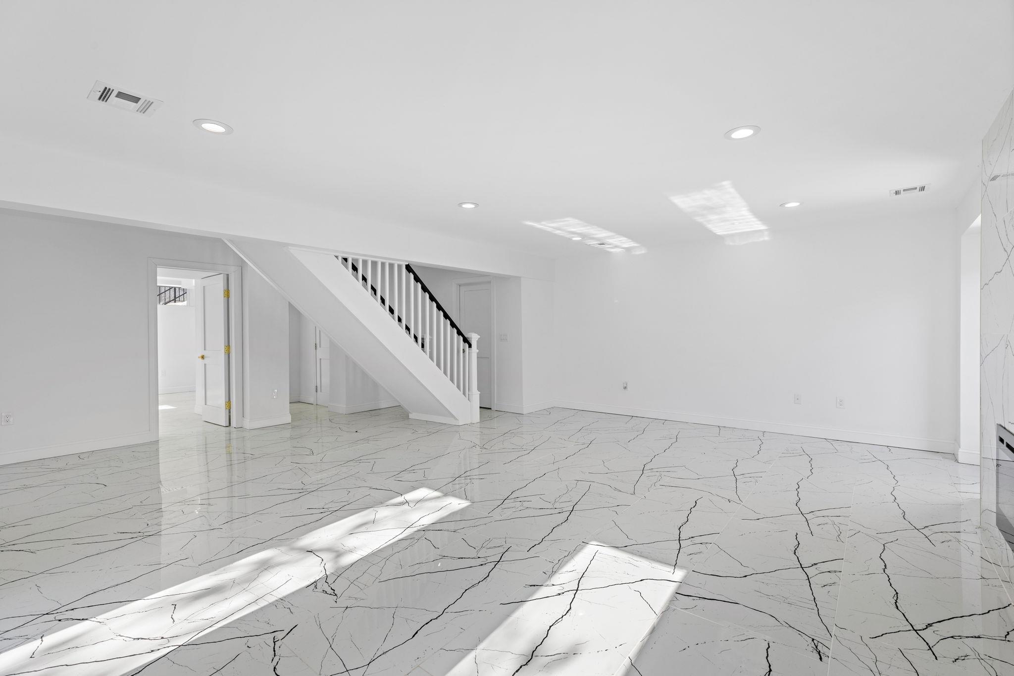 88 STERLING AVE