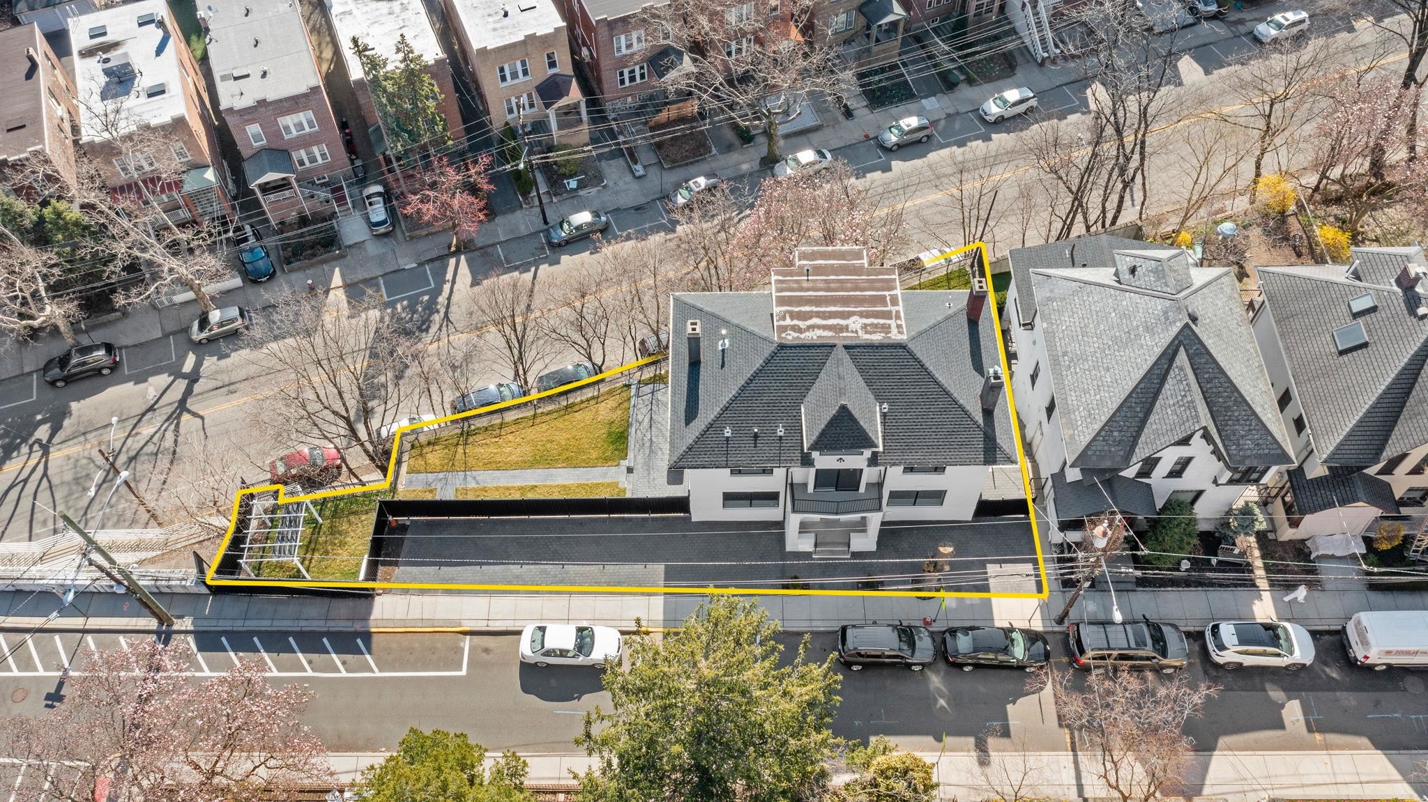 88 STERLING AVE