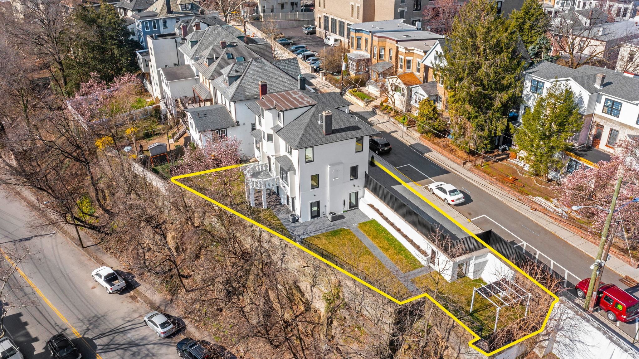88 STERLING AVE