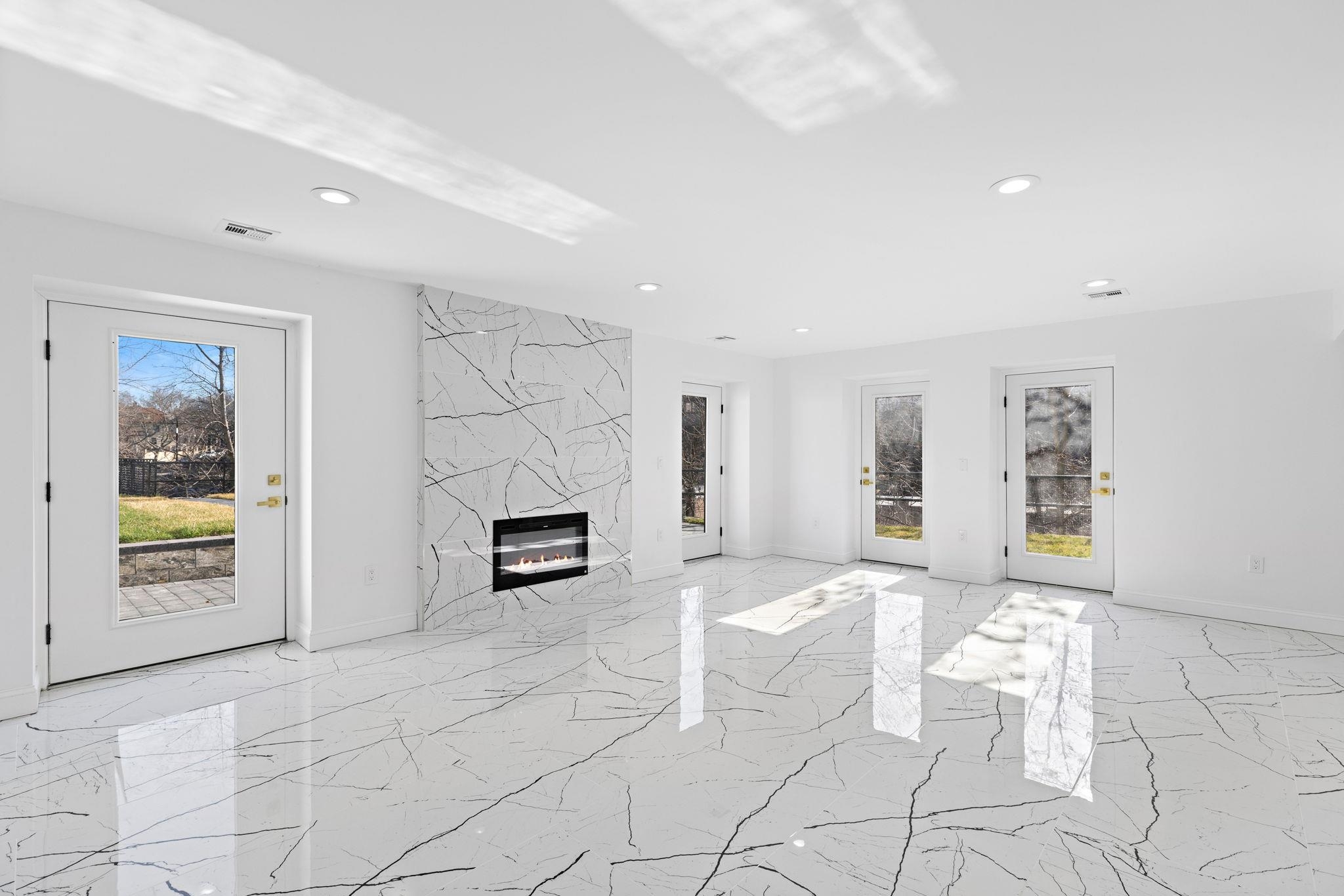 88 STERLING AVE