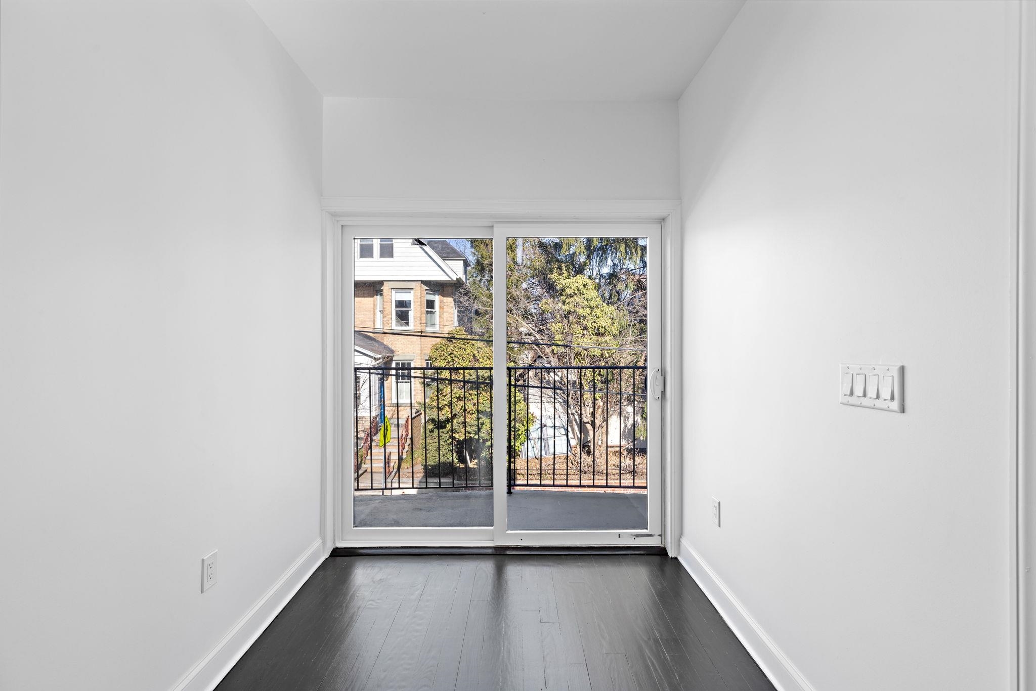 88 STERLING AVE