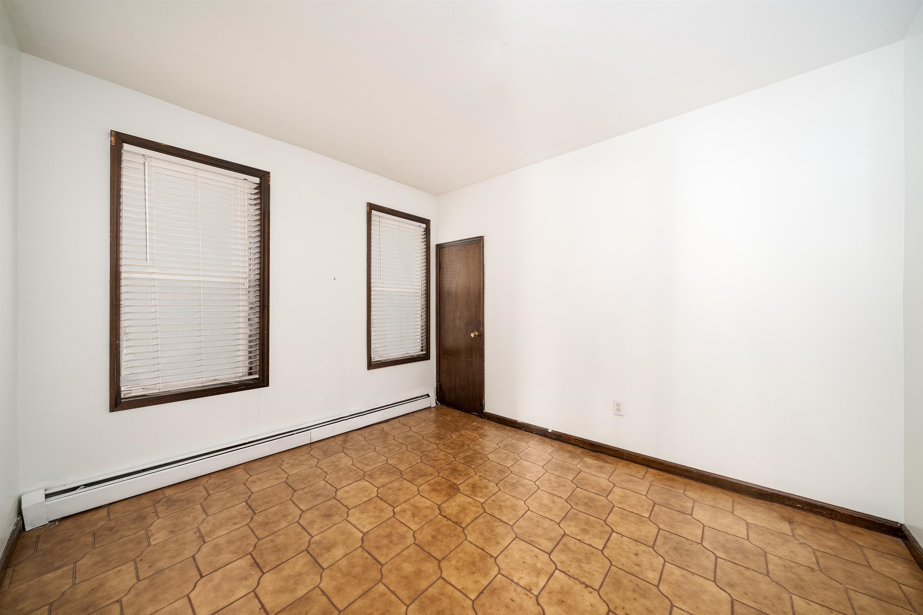354 BELGROVE DR