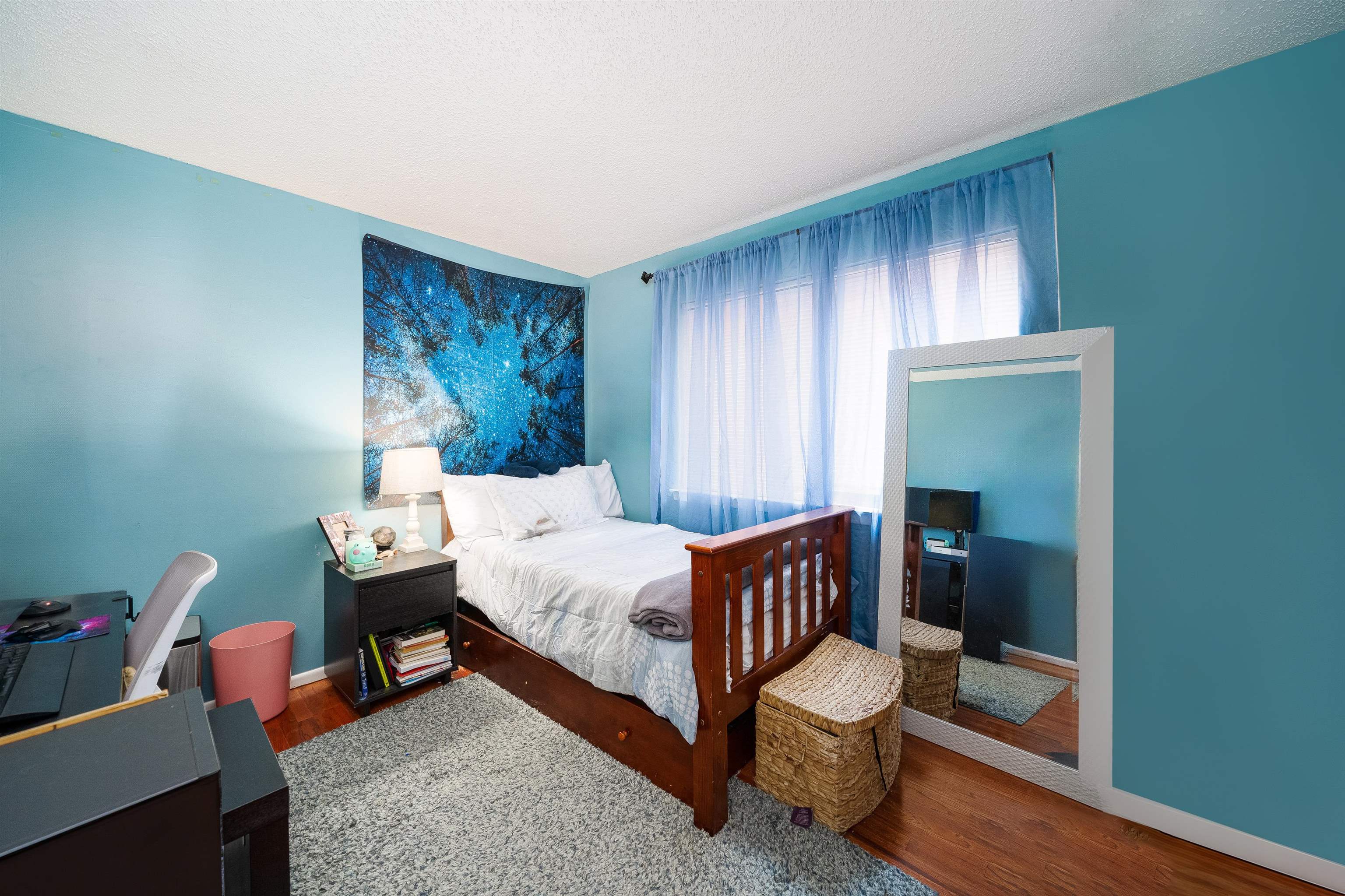 384 PALISADE AVE