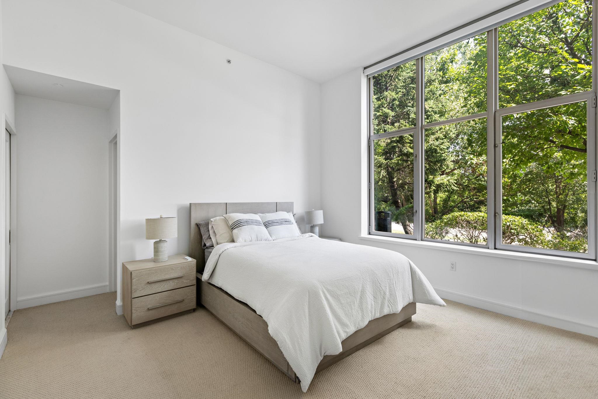8100 RIVER RD Unit: 109