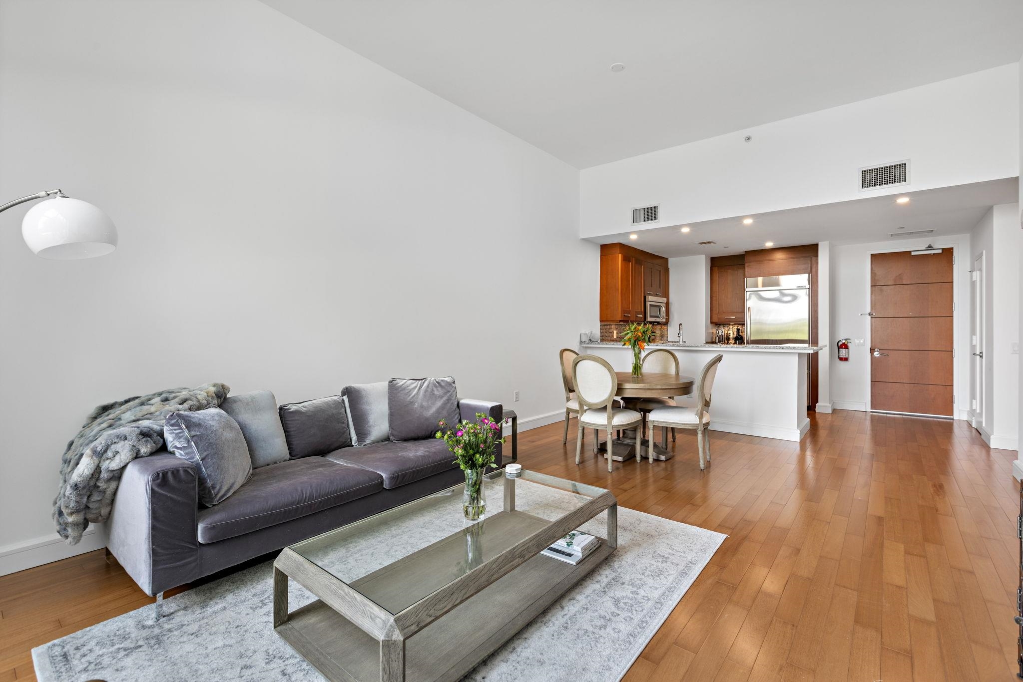 8100 RIVER RD Unit: 109