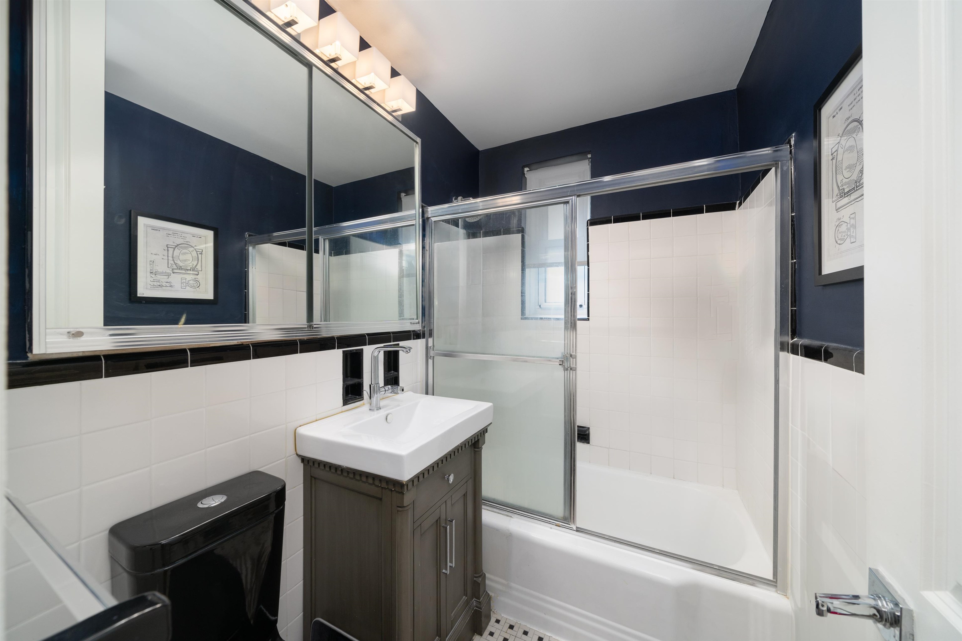 8550 BLVD EAST Unit: 1A