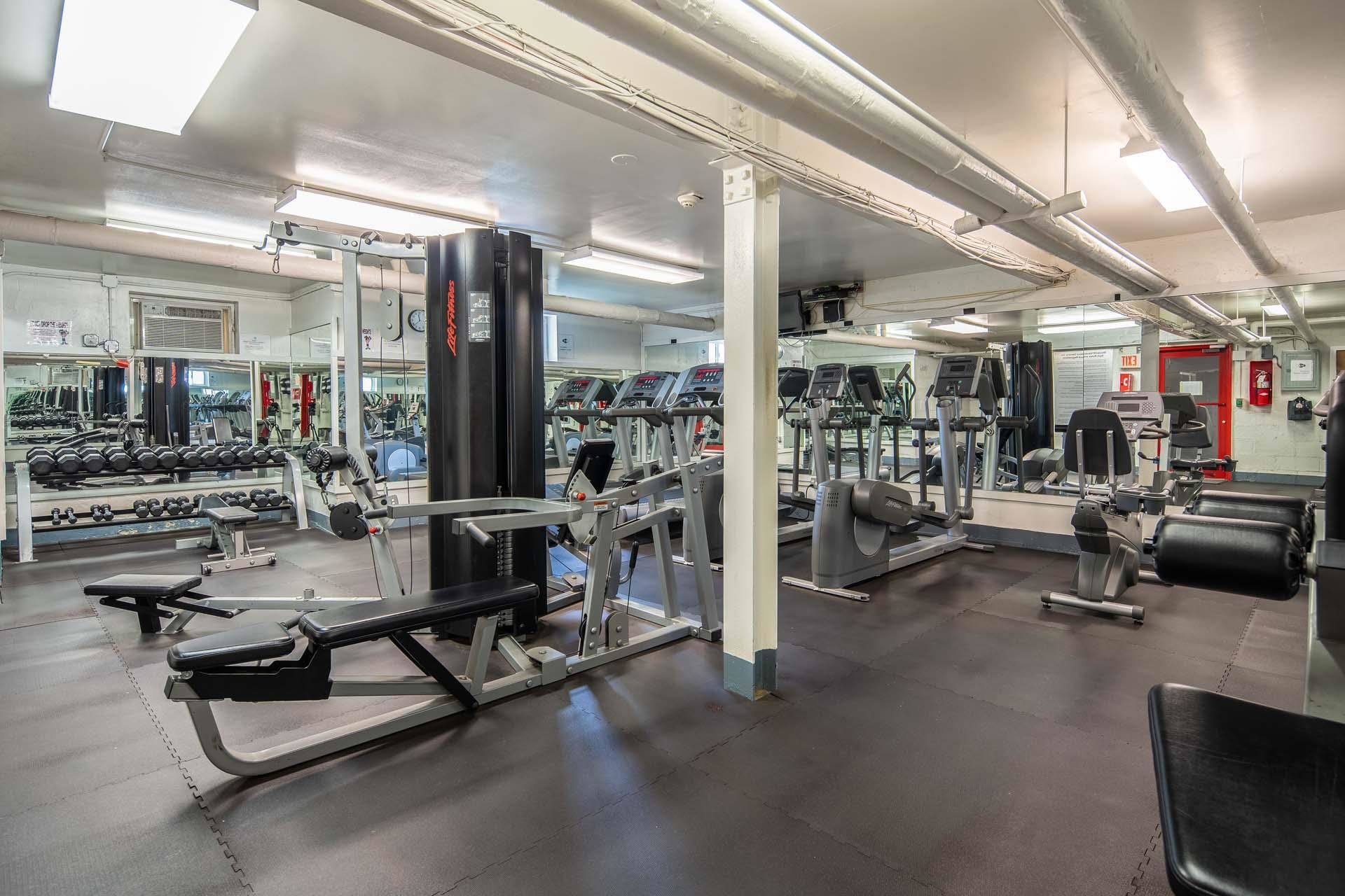 8550 BLVD EAST Unit: 1A