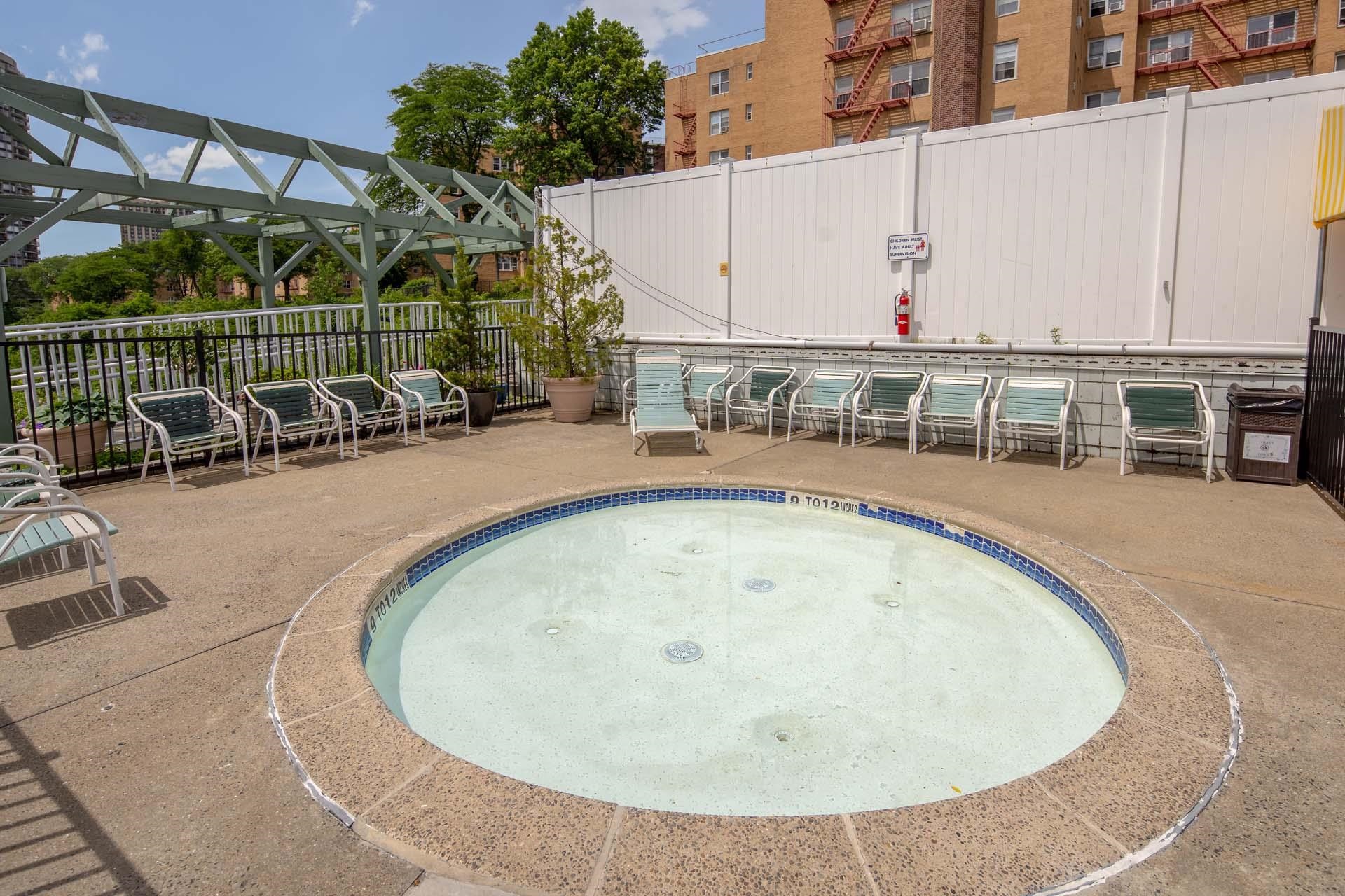 8550 BLVD EAST Unit: 1A