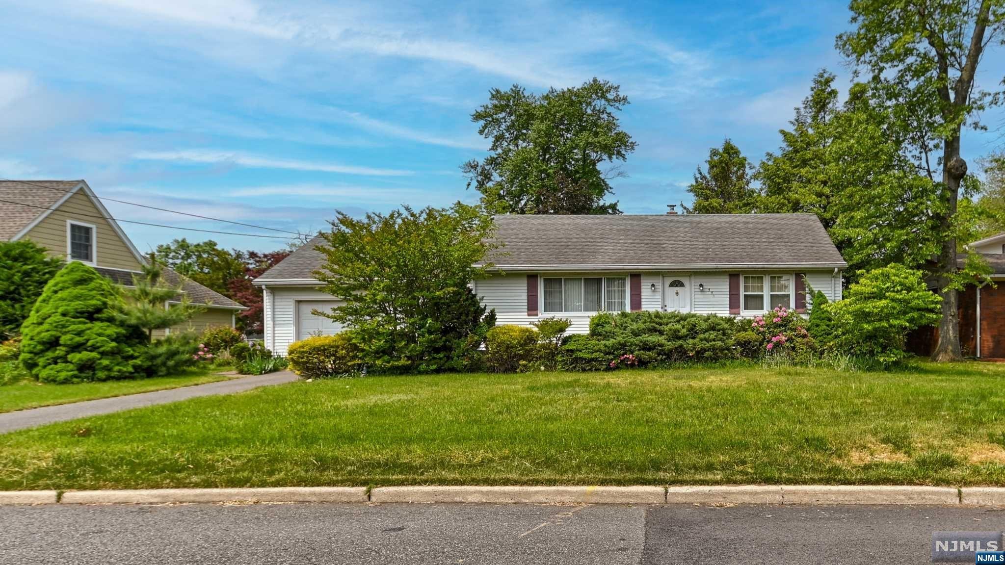 551 Coolidge Place