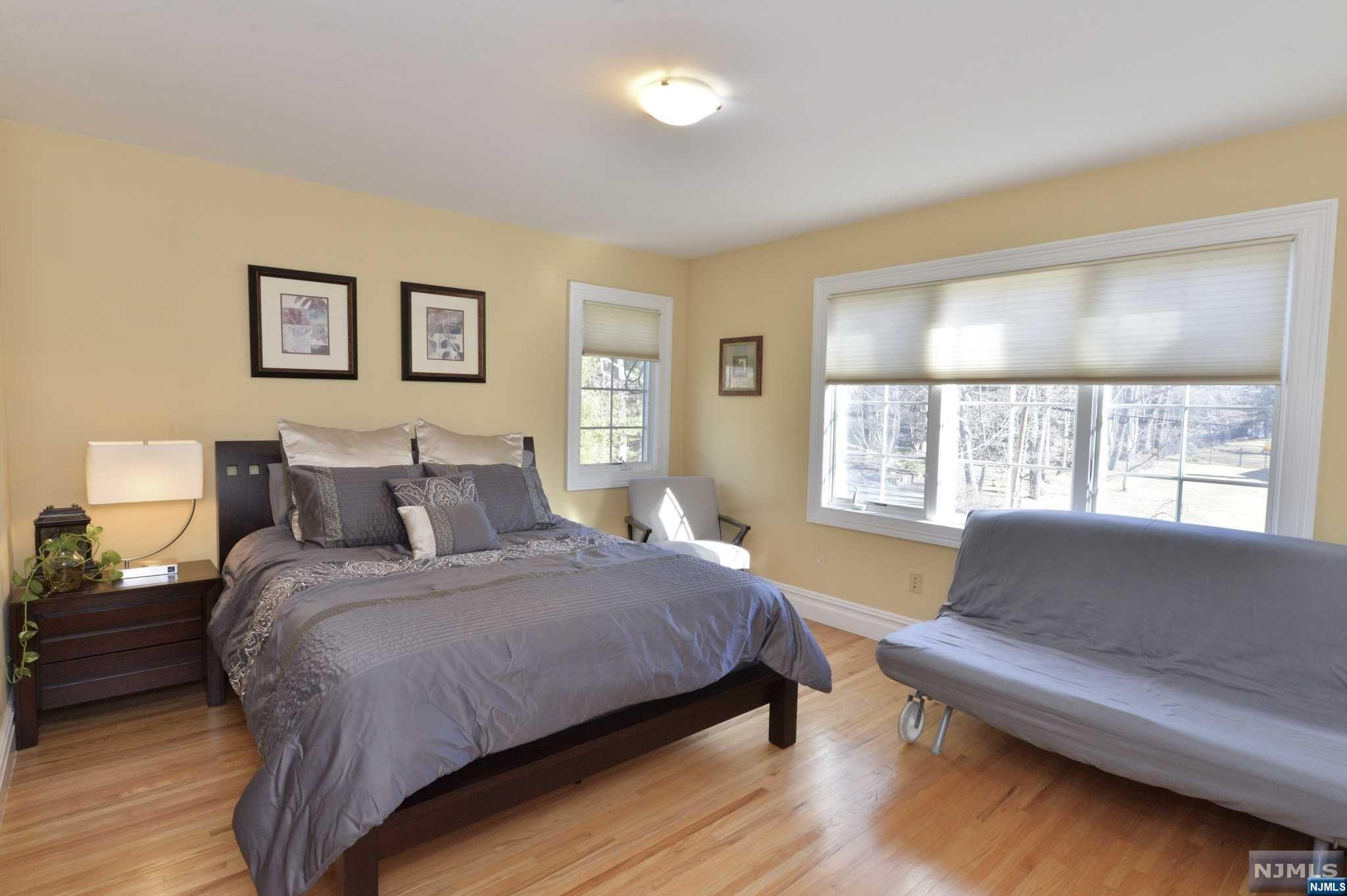 60 Pinehill Drive