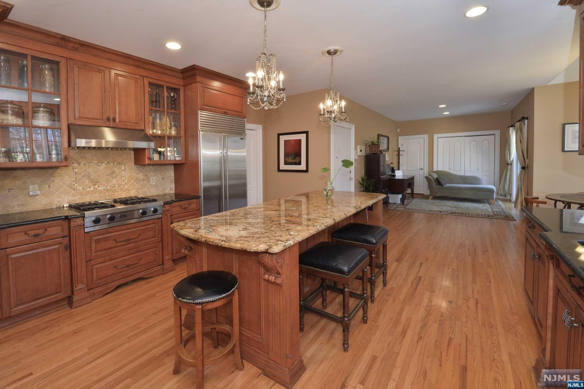60 Pinehill Drive