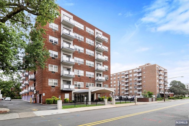 20 Jefferson Street F2