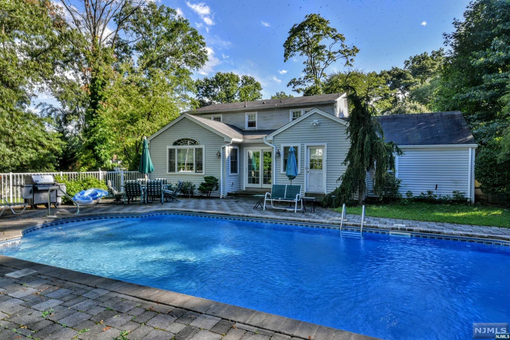 183 Mckinley Place