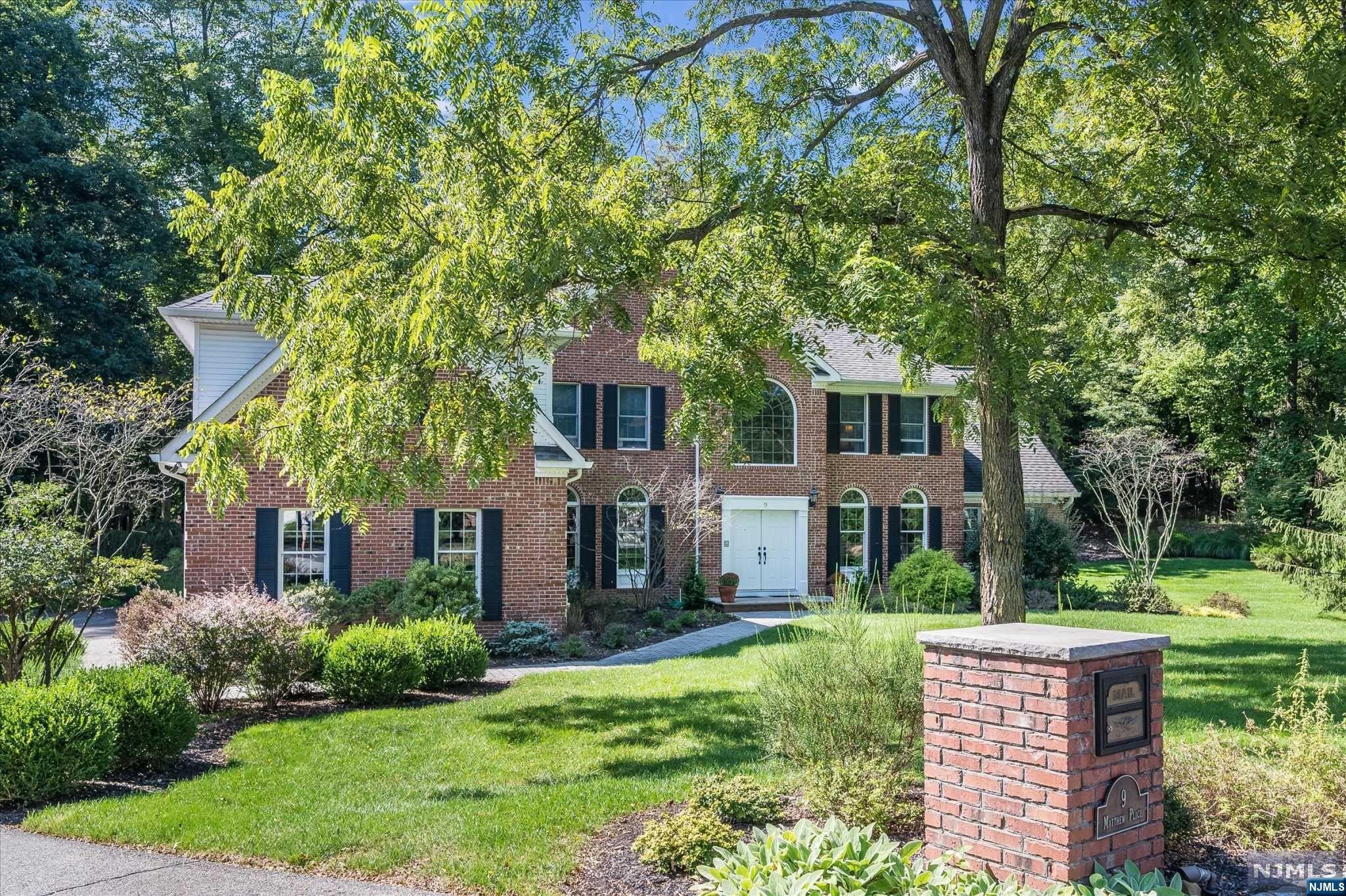9 Matthew Place
