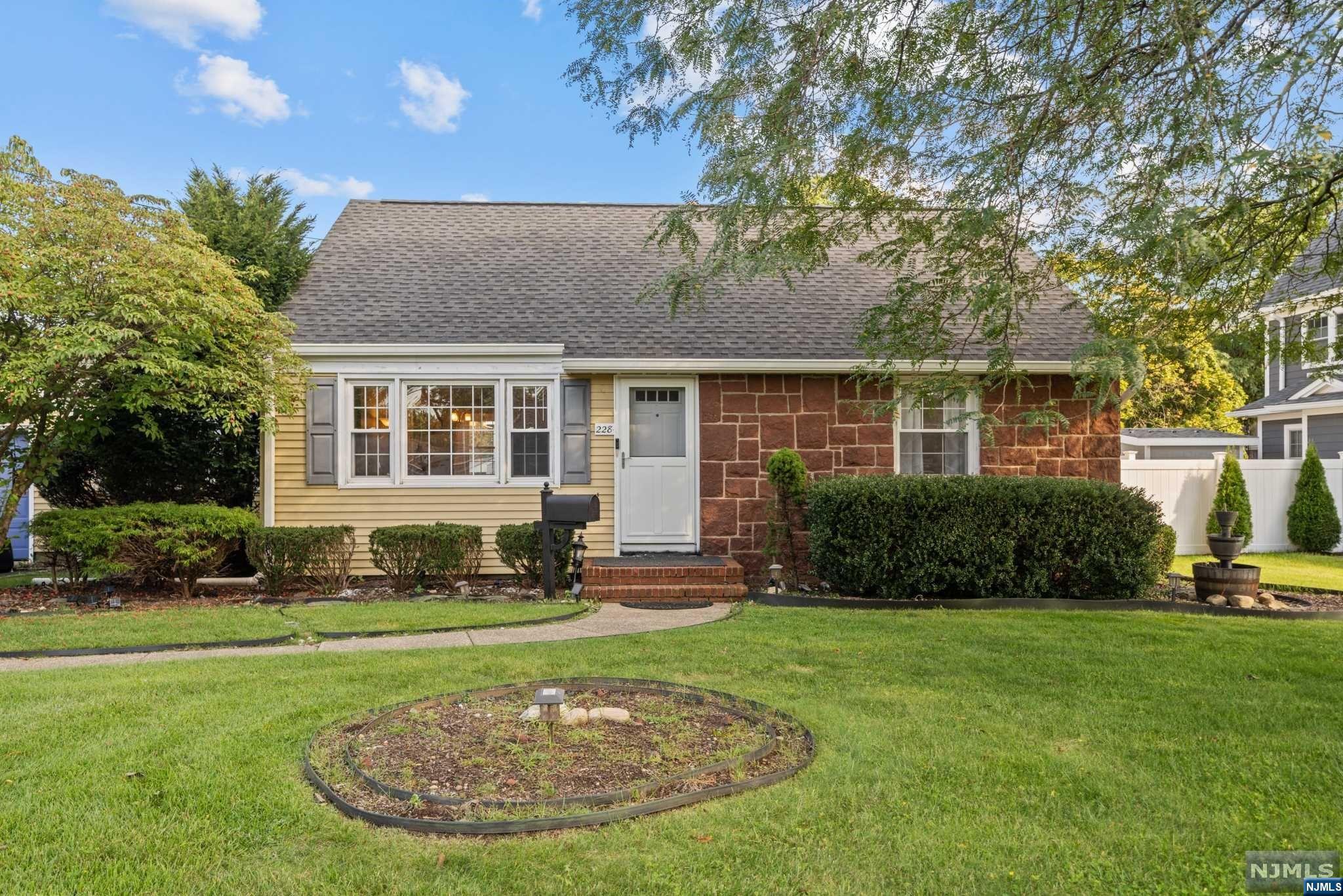 228 Spring Valley Road