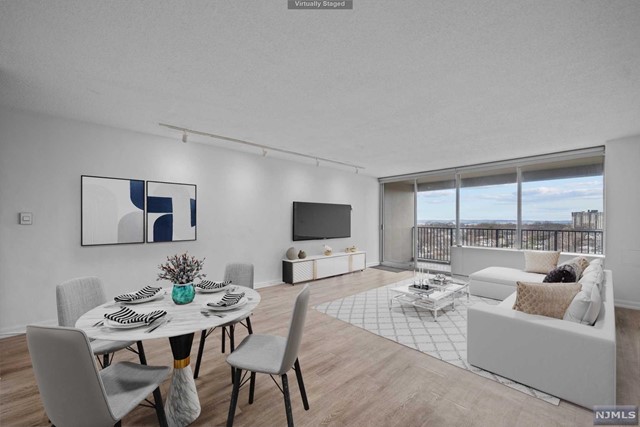 6 Horizon Road 1106