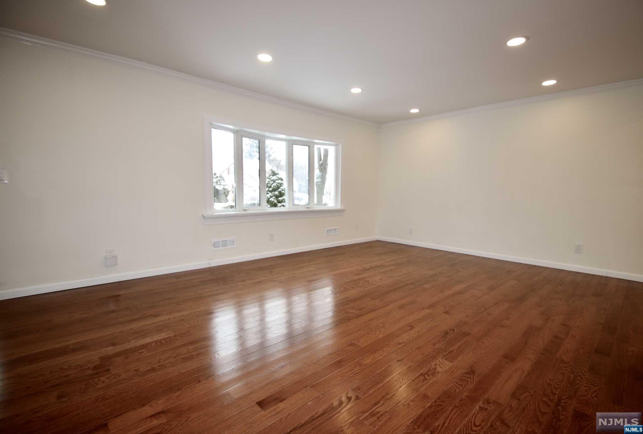 35-14 Lenox Drive