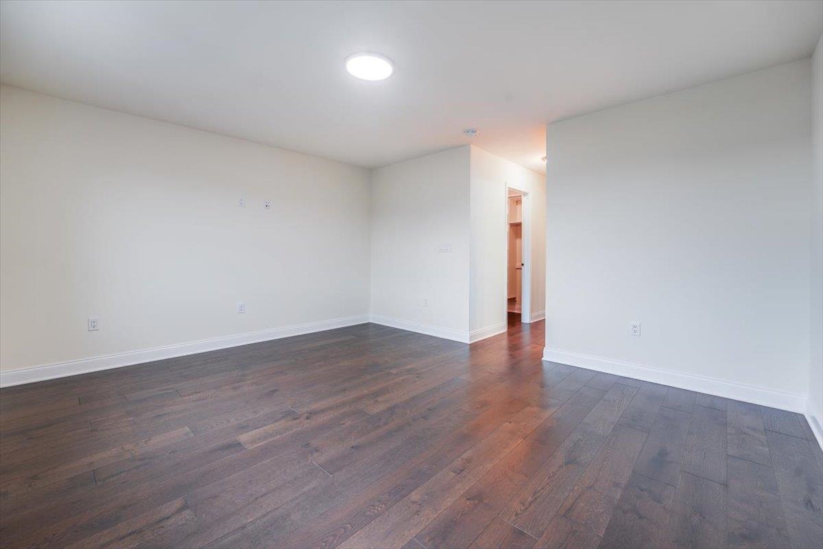 18 SILENT NEST WAY
