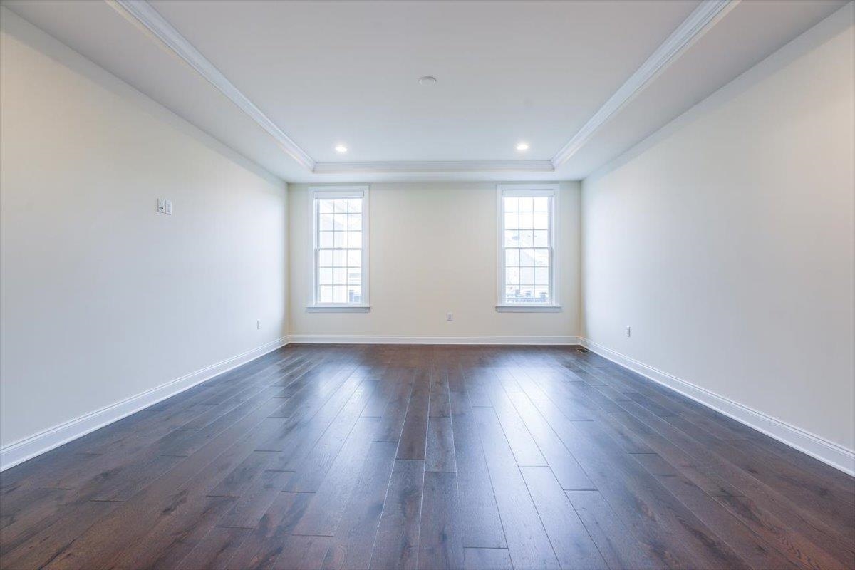 18 SILENT NEST WAY
