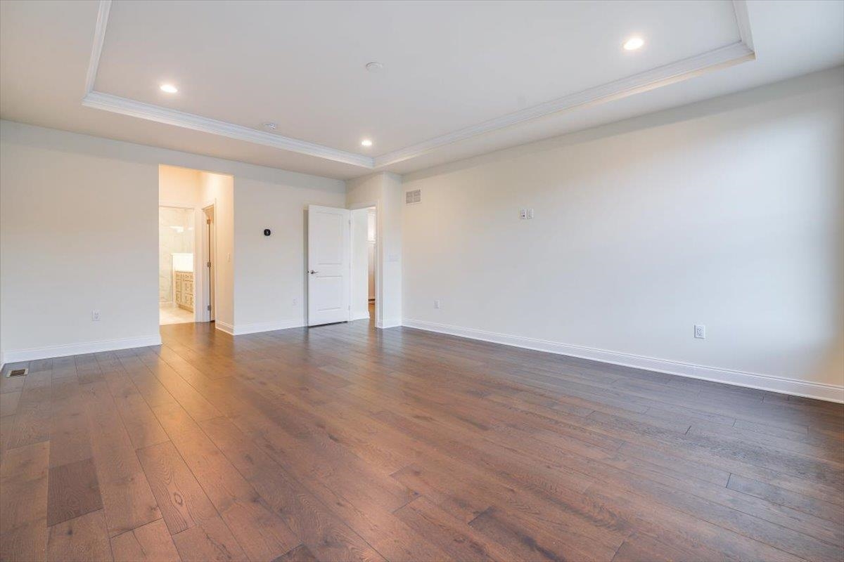 18 SILENT NEST WAY