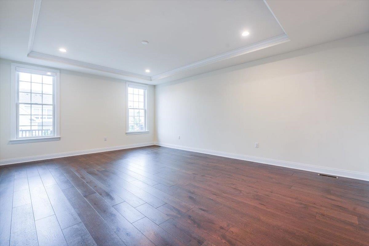 18 SILENT NEST WAY