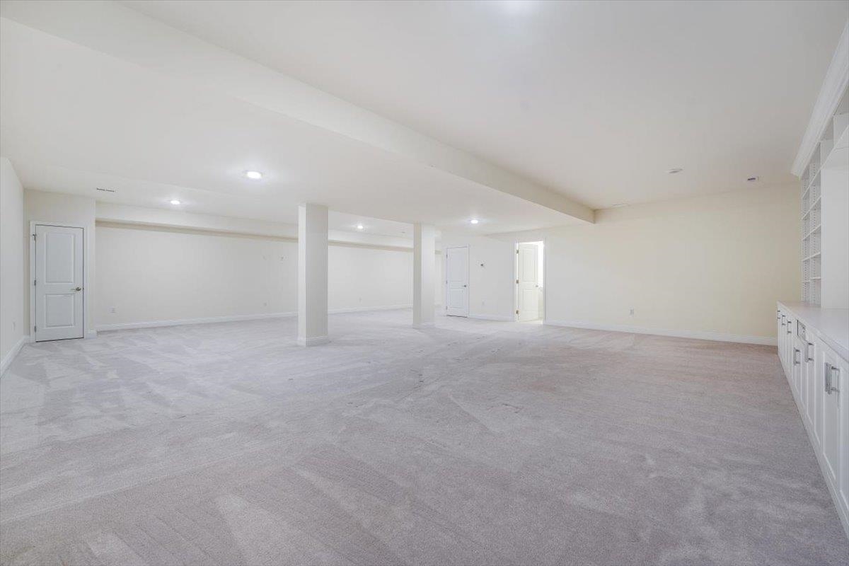 18 SILENT NEST WAY