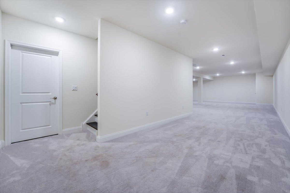 18 SILENT NEST WAY