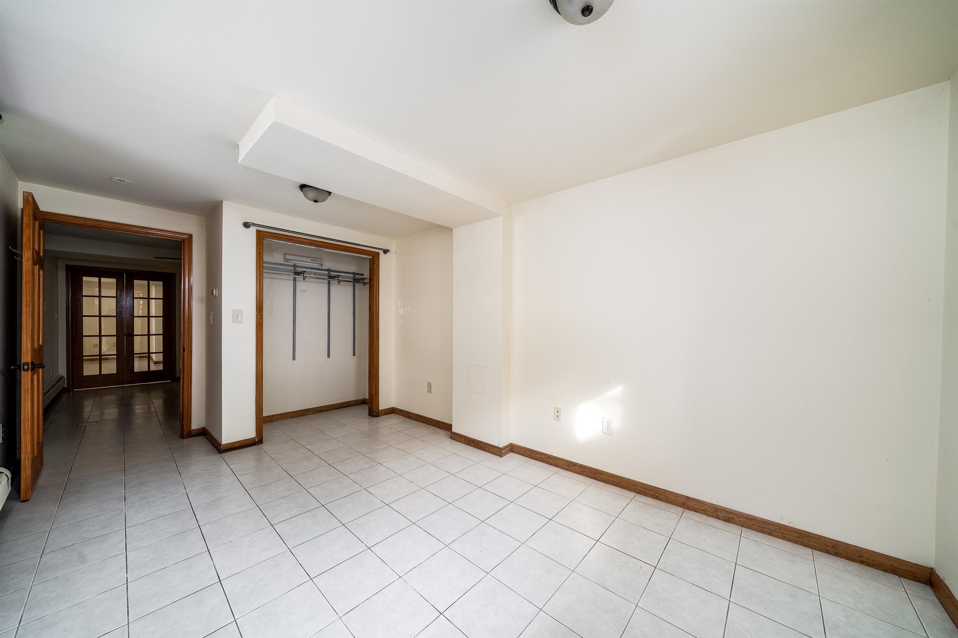 5 OAK ST Unit: 8