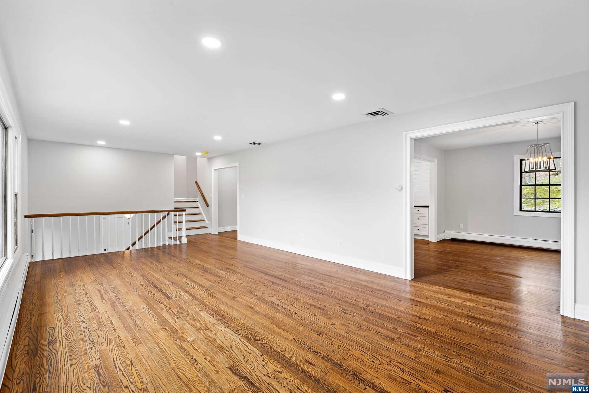 247 Creole Lane