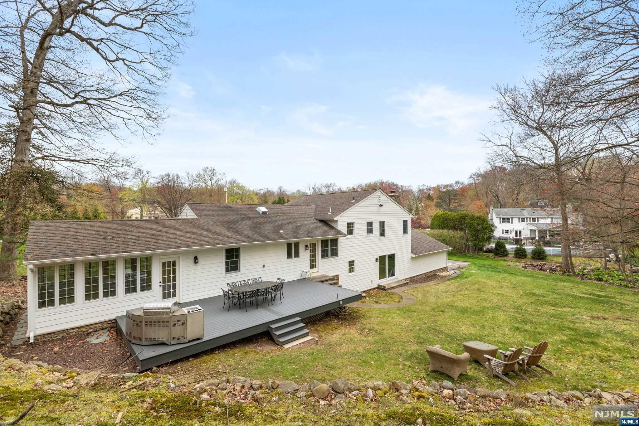 247 Creole Lane