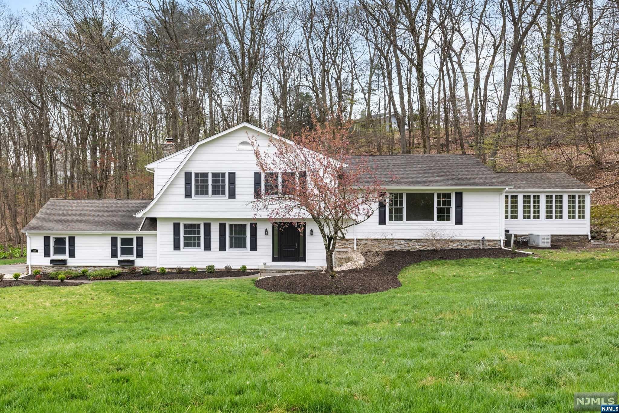 247 Creole Lane