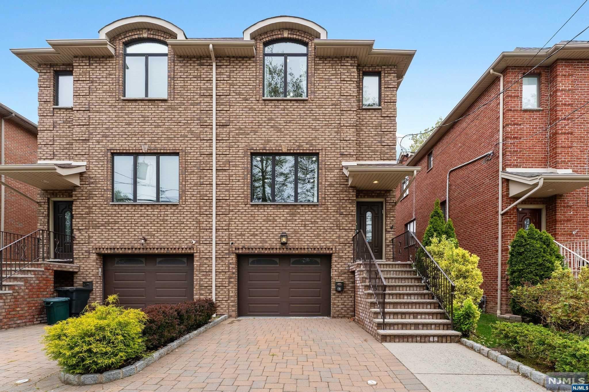 61 Crescent Avenue