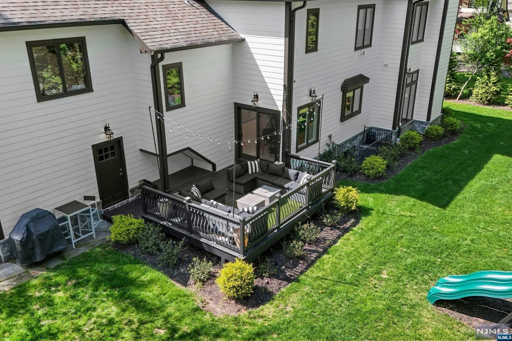 157 Grant Street