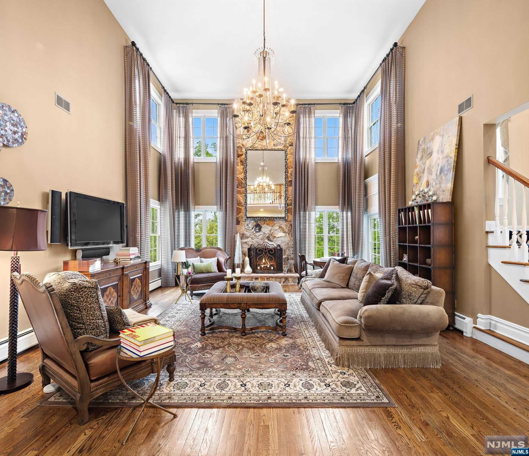 311 Rock Ridge Court